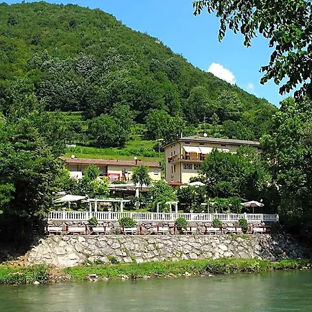 达嘉尼酒店